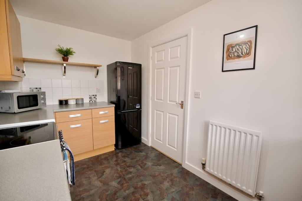 Highley'S Nest - Fully Furnished Gem, Free Private Parking, Sky Tv & Netflix Villa Coventry Buitenkant foto