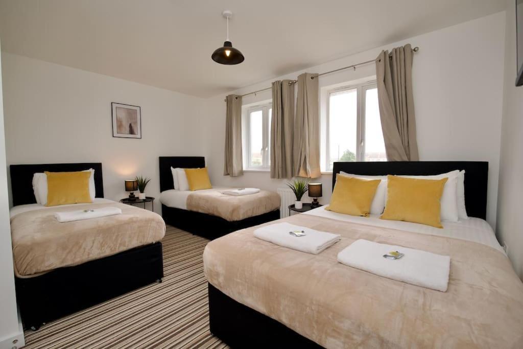 Highley'S Nest - Fully Furnished Gem, Free Private Parking, Sky Tv & Netflix Villa Coventry Buitenkant foto