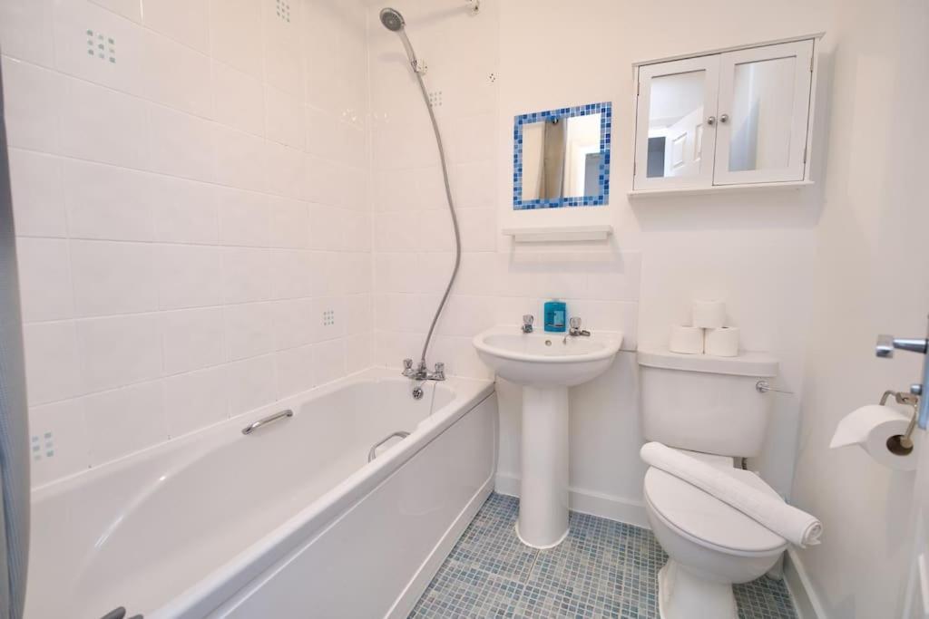 Highley'S Nest - Fully Furnished Gem, Free Private Parking, Sky Tv & Netflix Villa Coventry Buitenkant foto